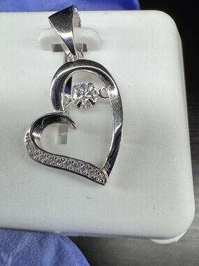 925 Sterling Sillver with Rhodium Finish Moissanite 1.00 CTW Heart Pendant.